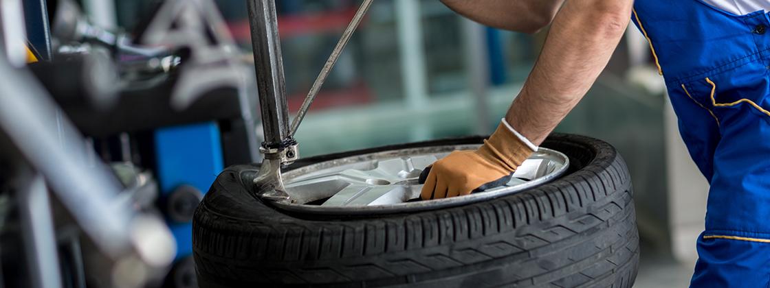 5 Tyre Buying Tips - Helping to Keep You on the Road! 
